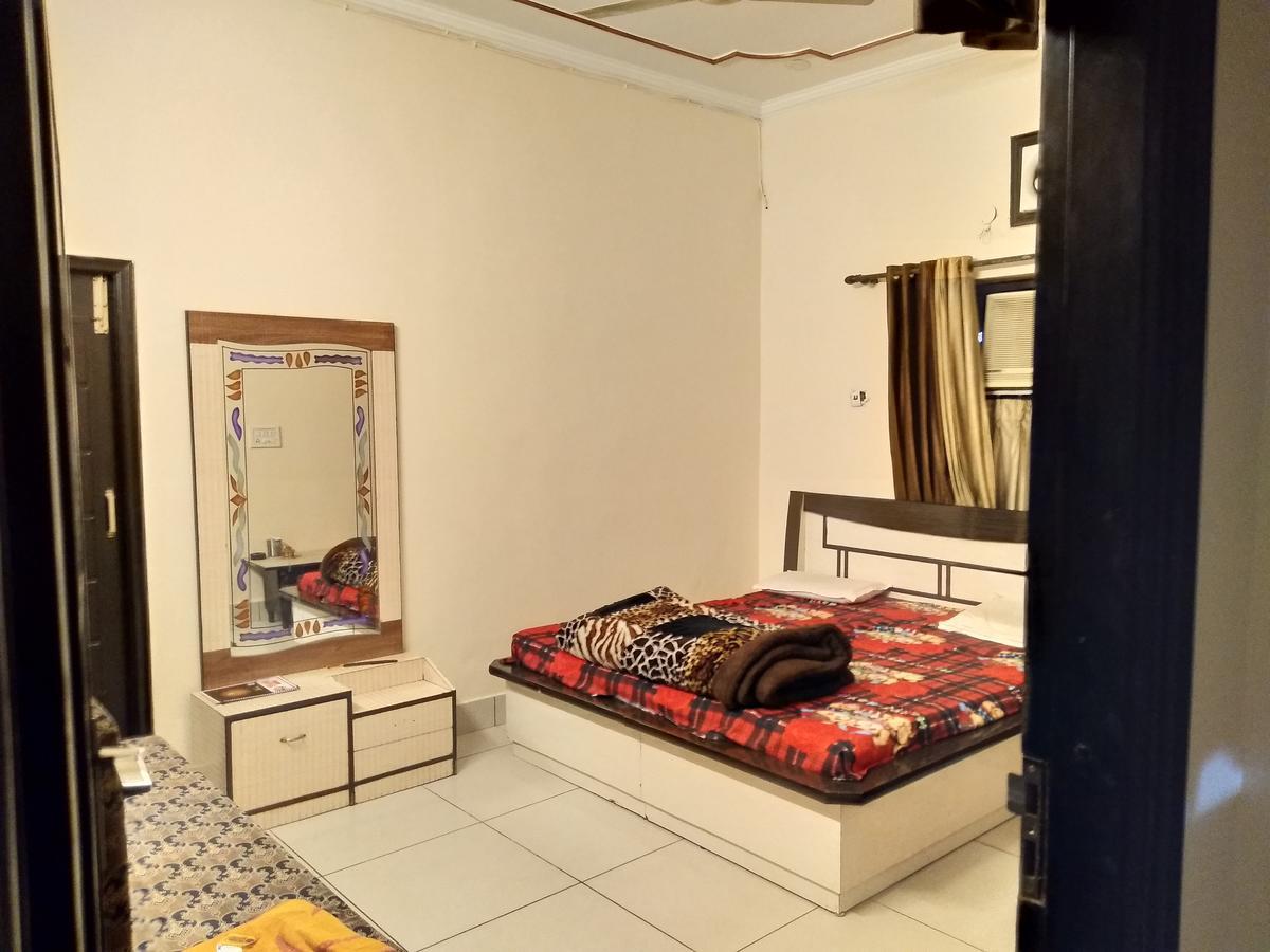 Jhilmil Dhaba Hotel Sonipat Exterior photo